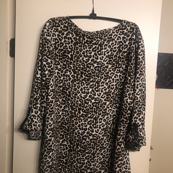 Chico’s Leopard & Lace size 2=Large - Picture 6 of 10
